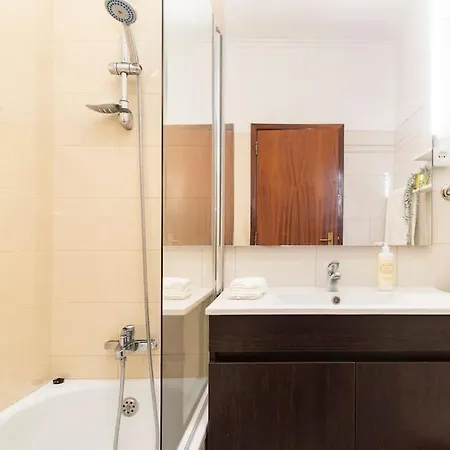 Apartment 2 Bedroom - Great For Holidays And Work Oeiras