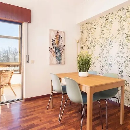 2 Bedroom - Great For Holidays And Work Apartment Oeiras