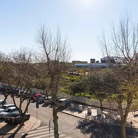Apartment 2 Bedroom - Great For Holidays And Work *