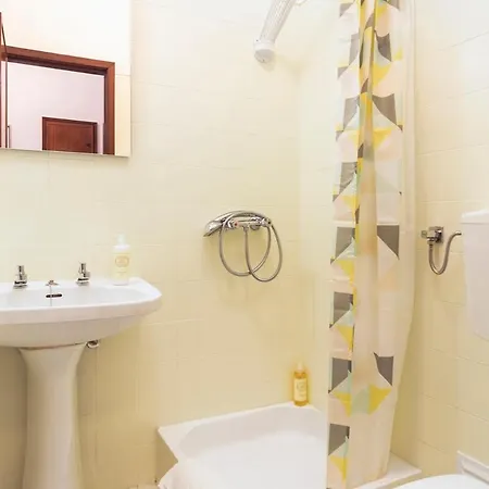 2 Bedroom - Great For Holidays And Work * אוייראס