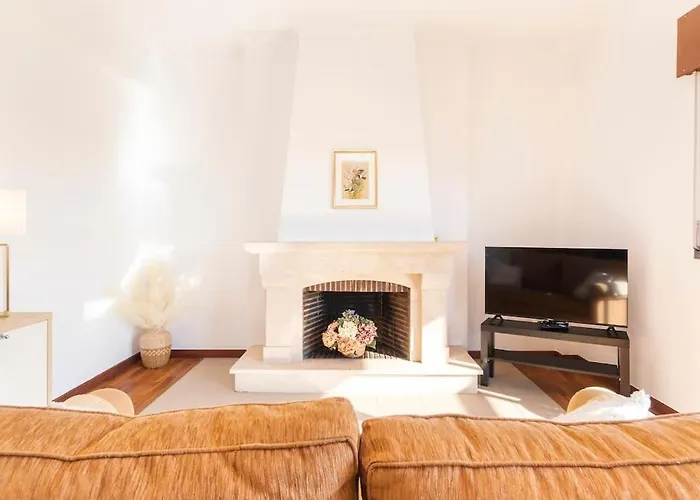 Апартаменты 2 Bedroom - Great For Holidays And Work