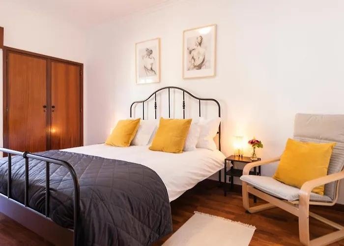 2 Bedroom - Great For Holidays And Work Апартаменты *