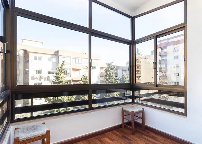 Апартаменты 2 Bedroom - Great For Holidays And Work Оэйраш